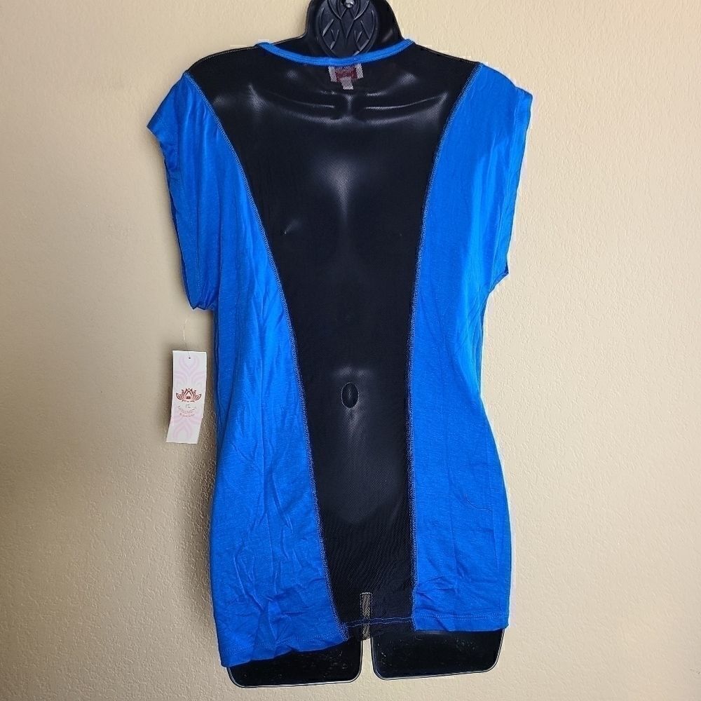 NWOT PL Movement Mesh Back Top - Picture 8 of 10
